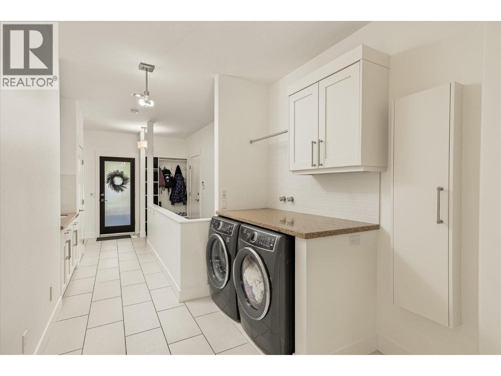 439 Farris Road - 26