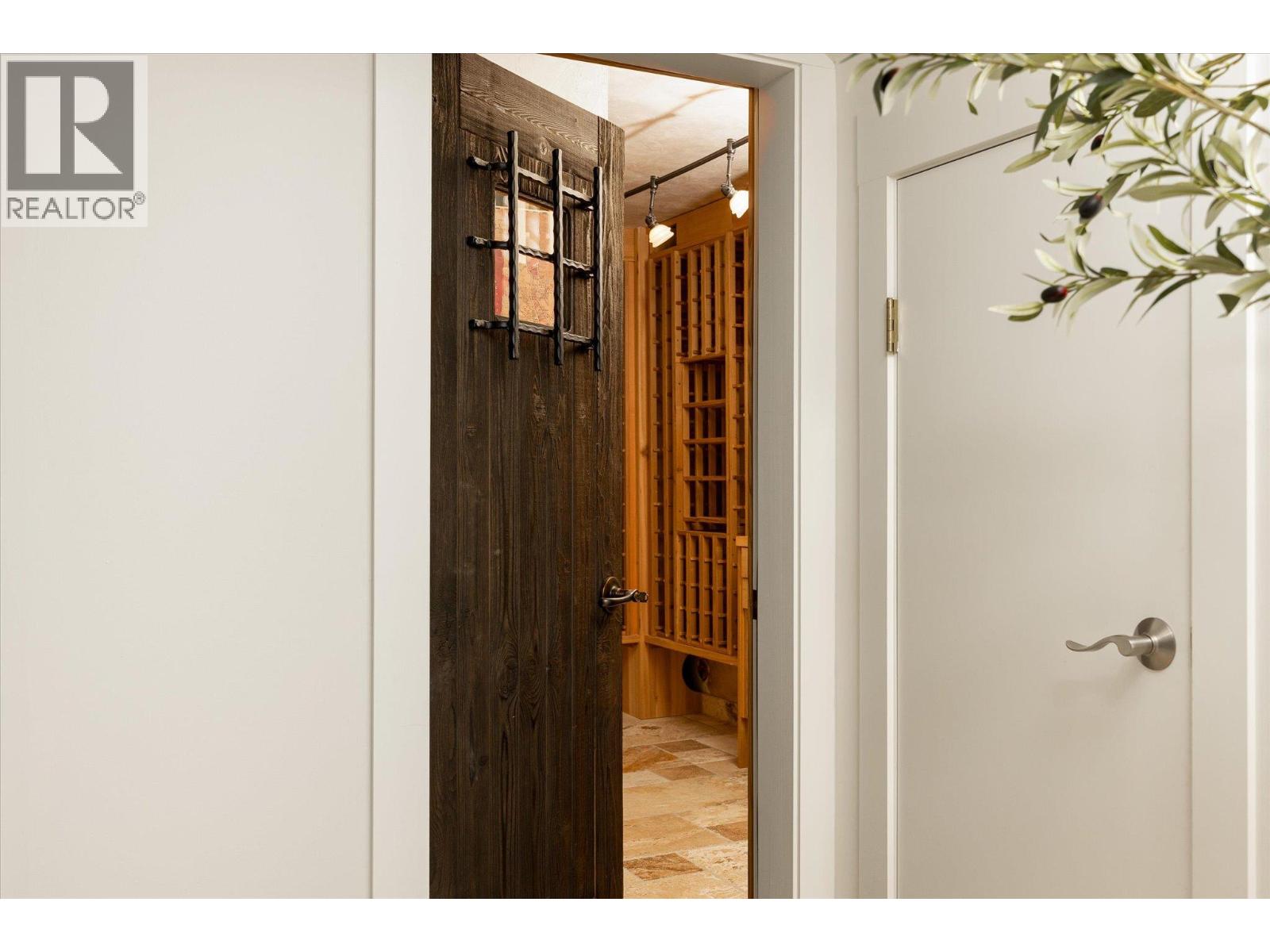 439 Farris Road - 46