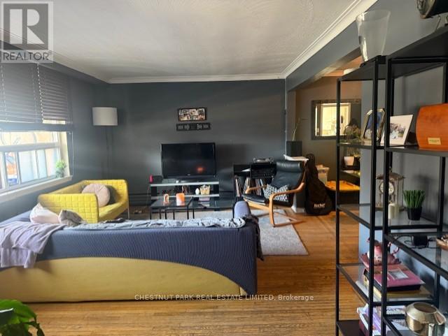 757 LAWRENCE AVENUE W - 10