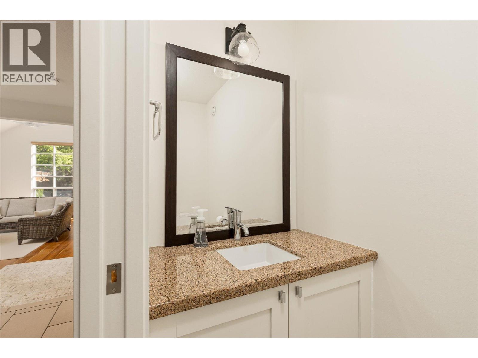 439 Farris Road - 56