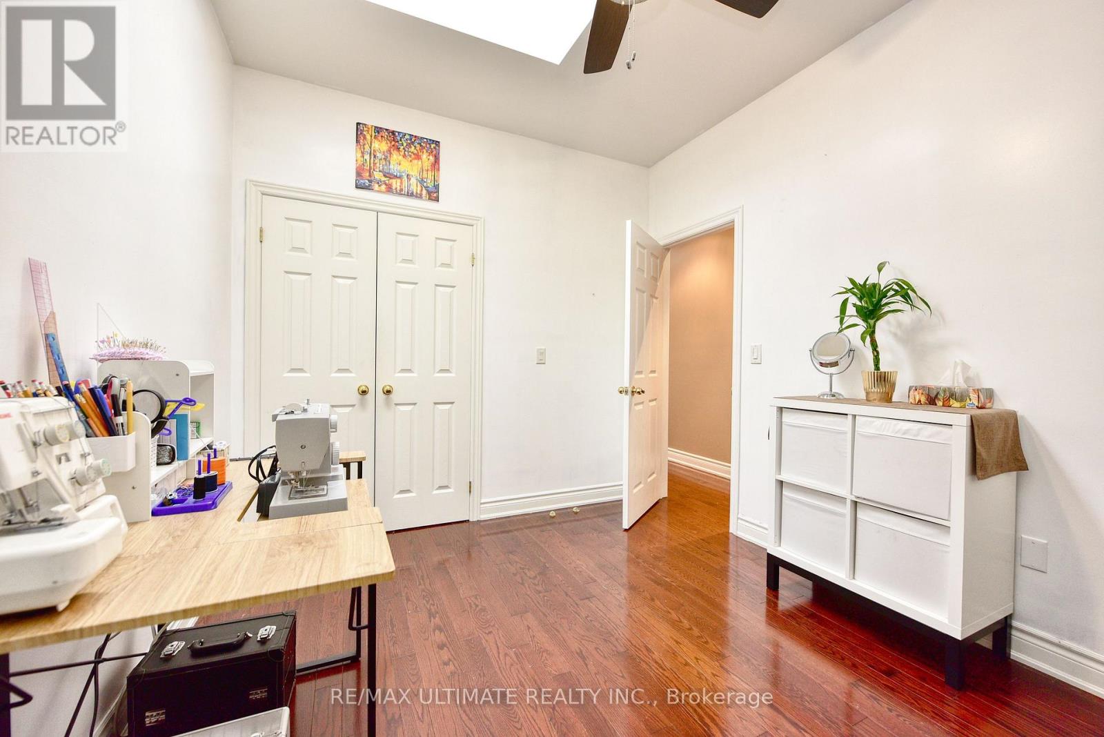 227 EARLSCOURT AVENUE - 21