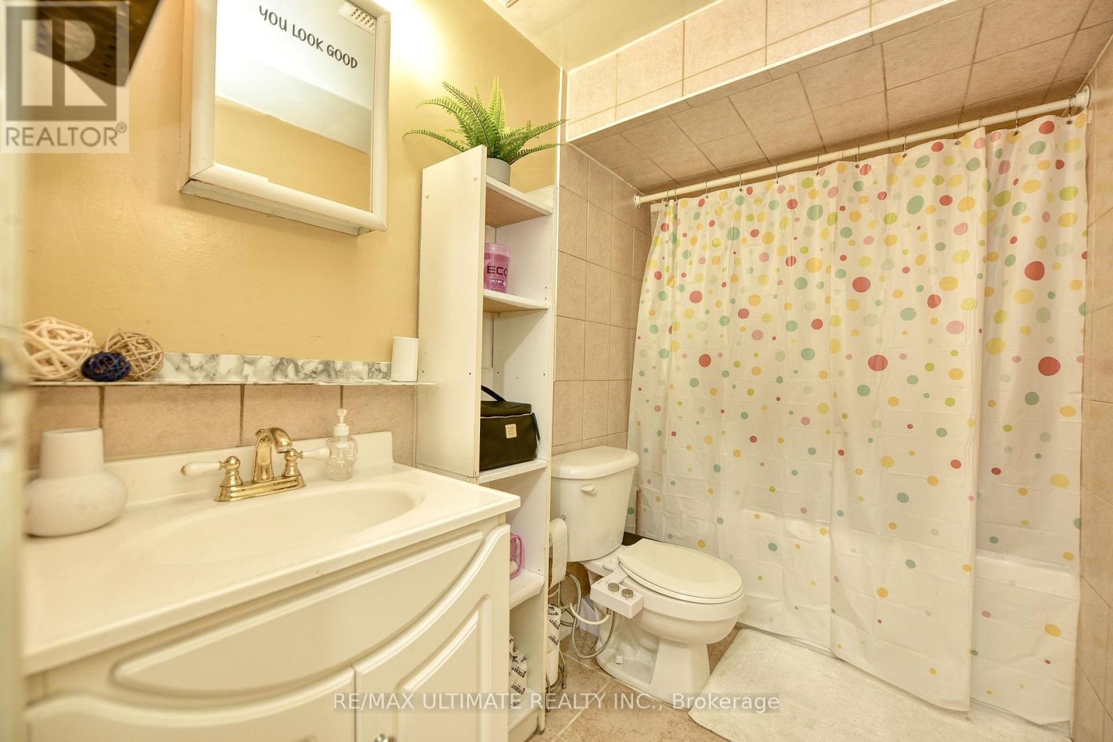 227 EARLSCOURT AVENUE - 25