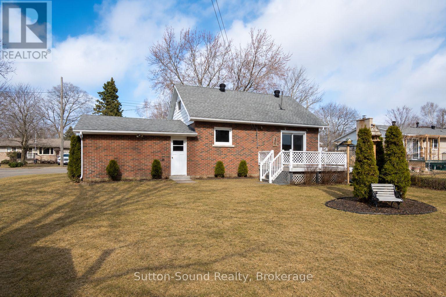 755 17TH STREET E - 18