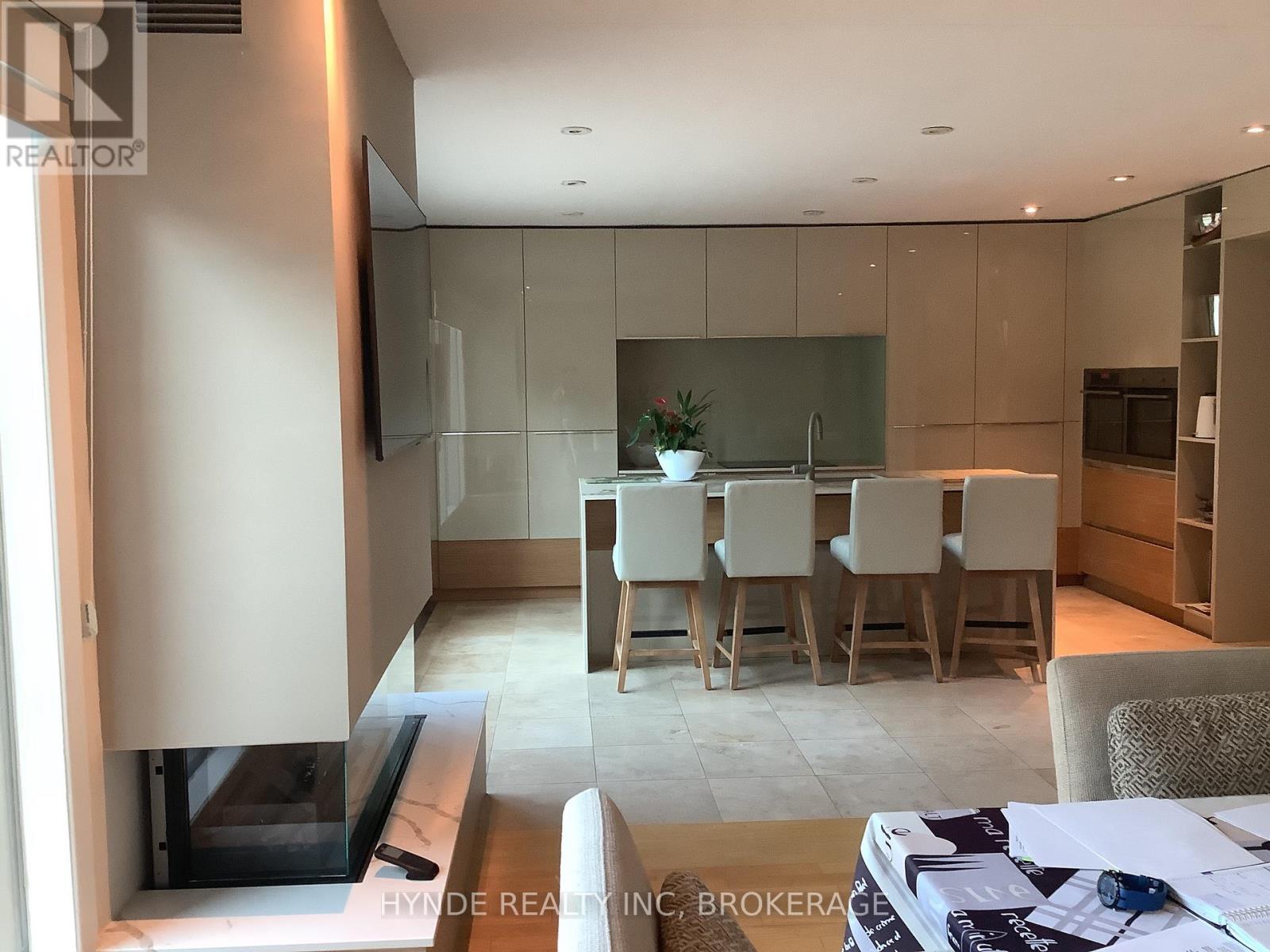 24 WOODMOUNT DR DRIVE - 11