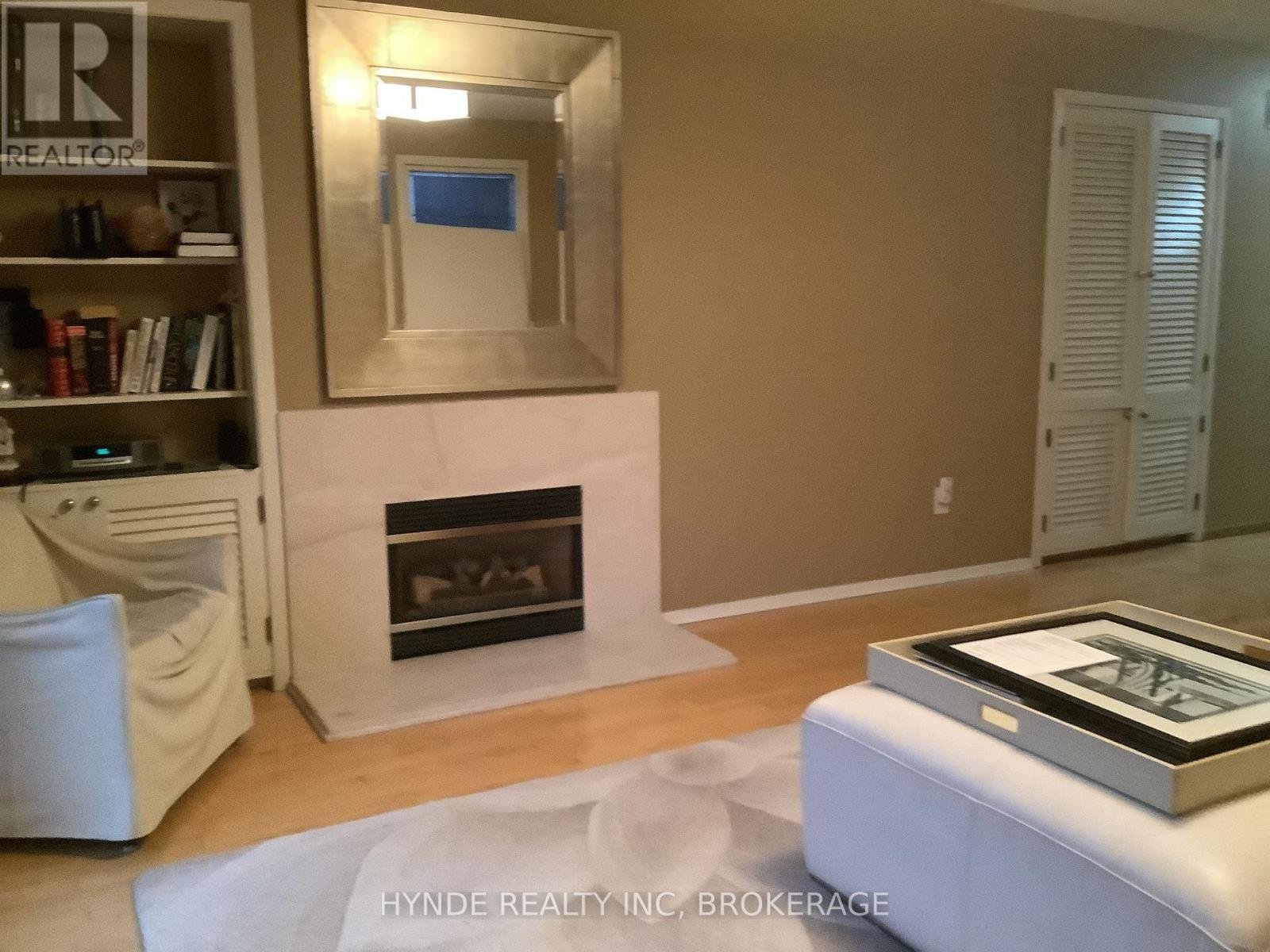 24 WOODMOUNT DR DRIVE - 14