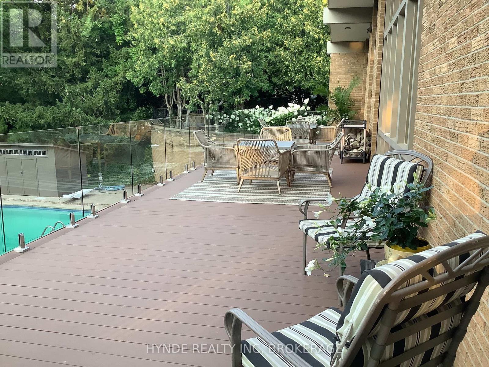 24 WOODMOUNT DR DRIVE - 17