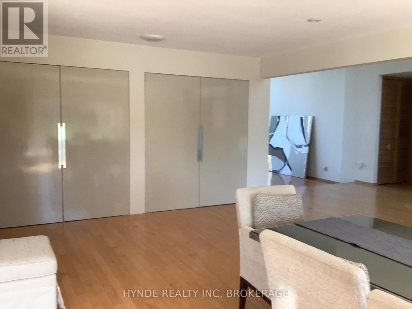 24 WOODMOUNT DR DRIVE - 5