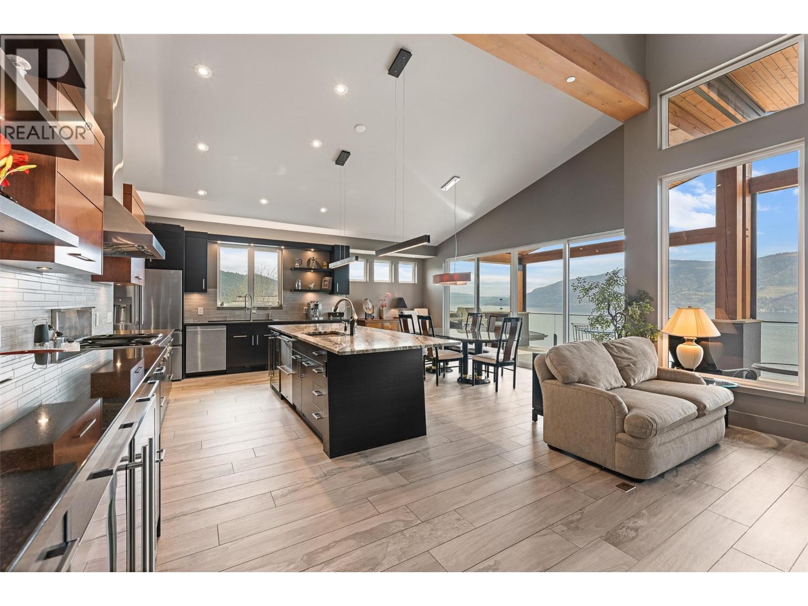 1758 Opal Peak Place, Lake Country