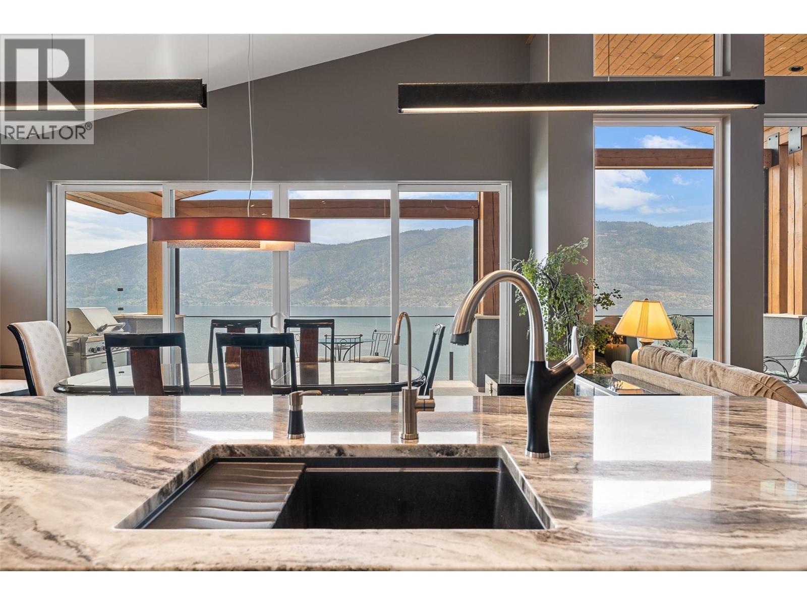 1758 Opal Peak Place, Lake Country