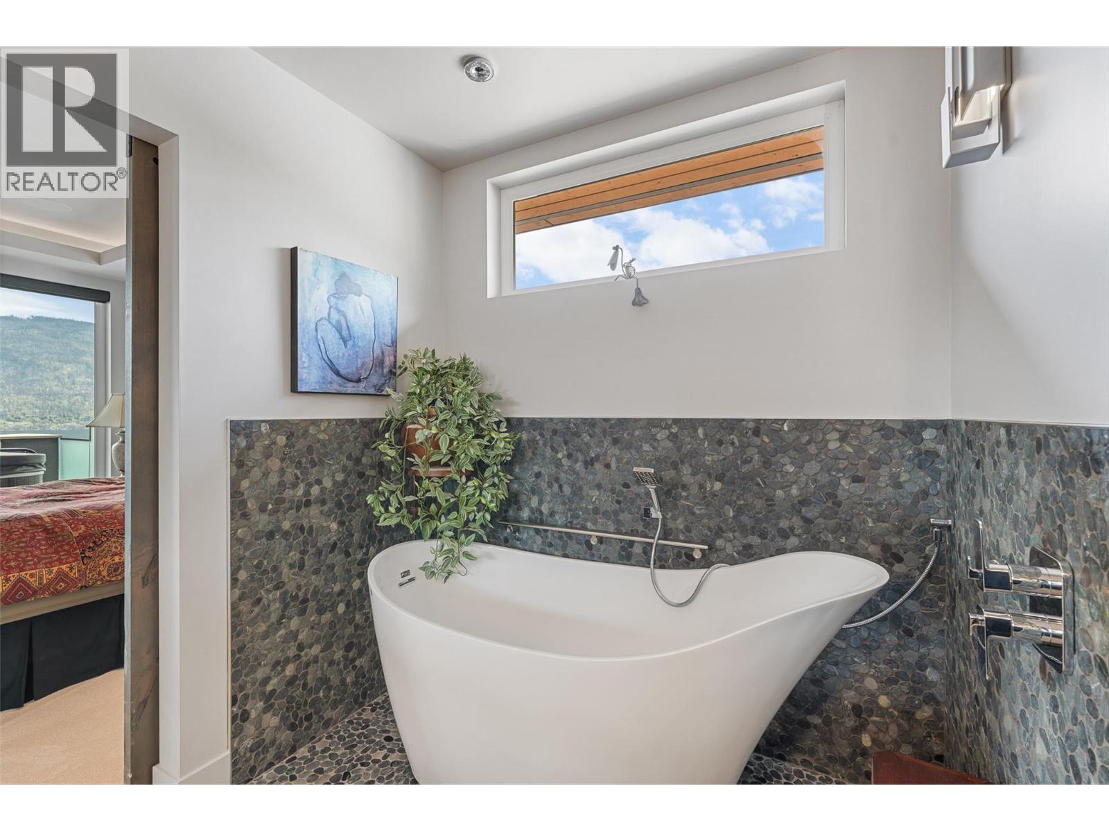 1758 Opal Peak Place, Lake Country
