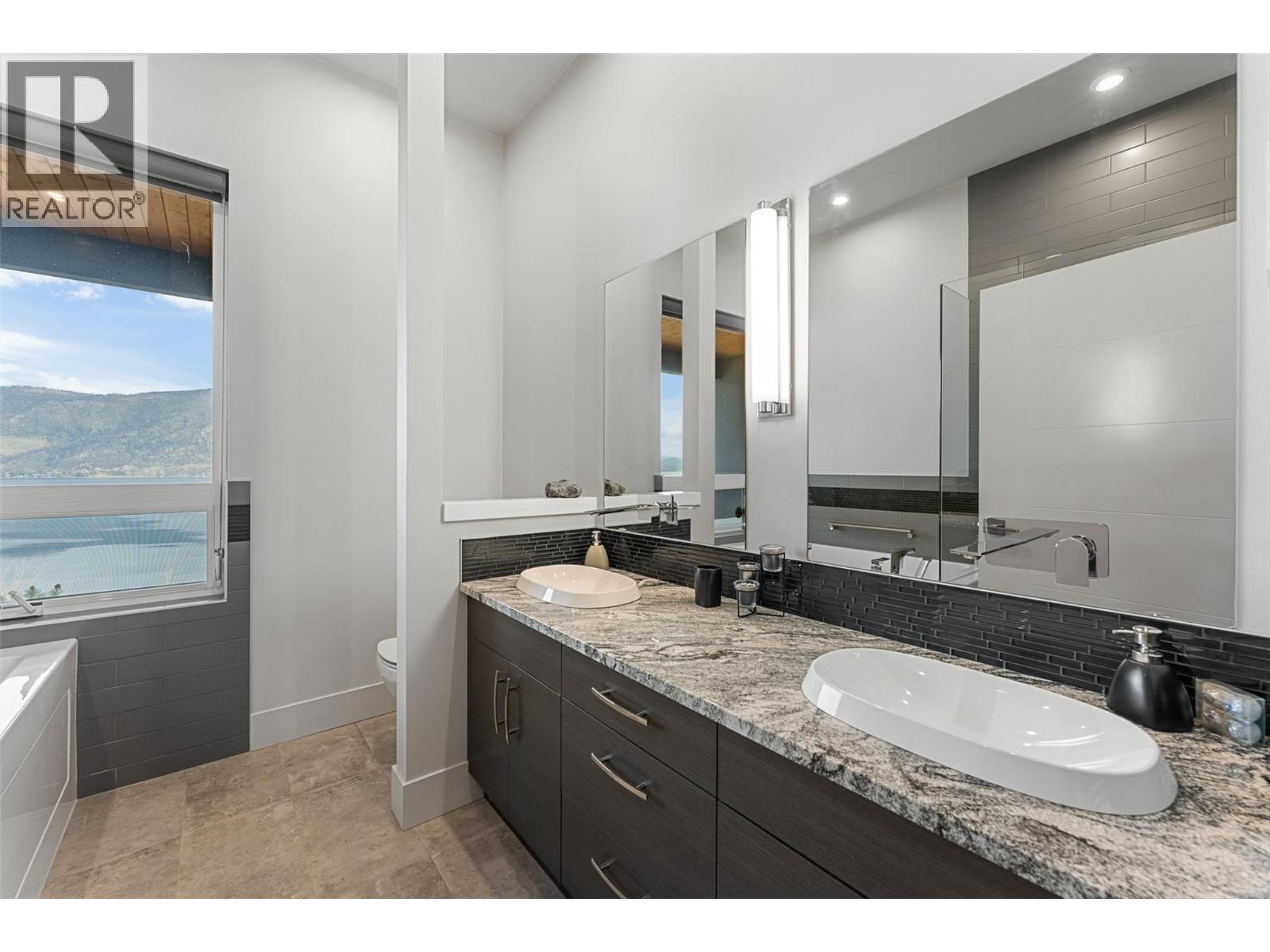1758 Opal Peak Place, Lake Country