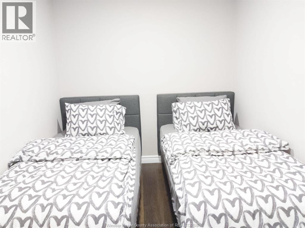 4694 HELSINKI Unit# LOWER, Windsor, Ontario, N9G3G2 — Photo 18