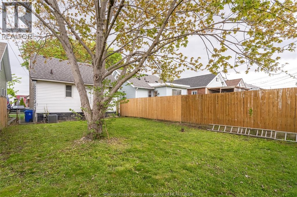 1015 OAK - 18