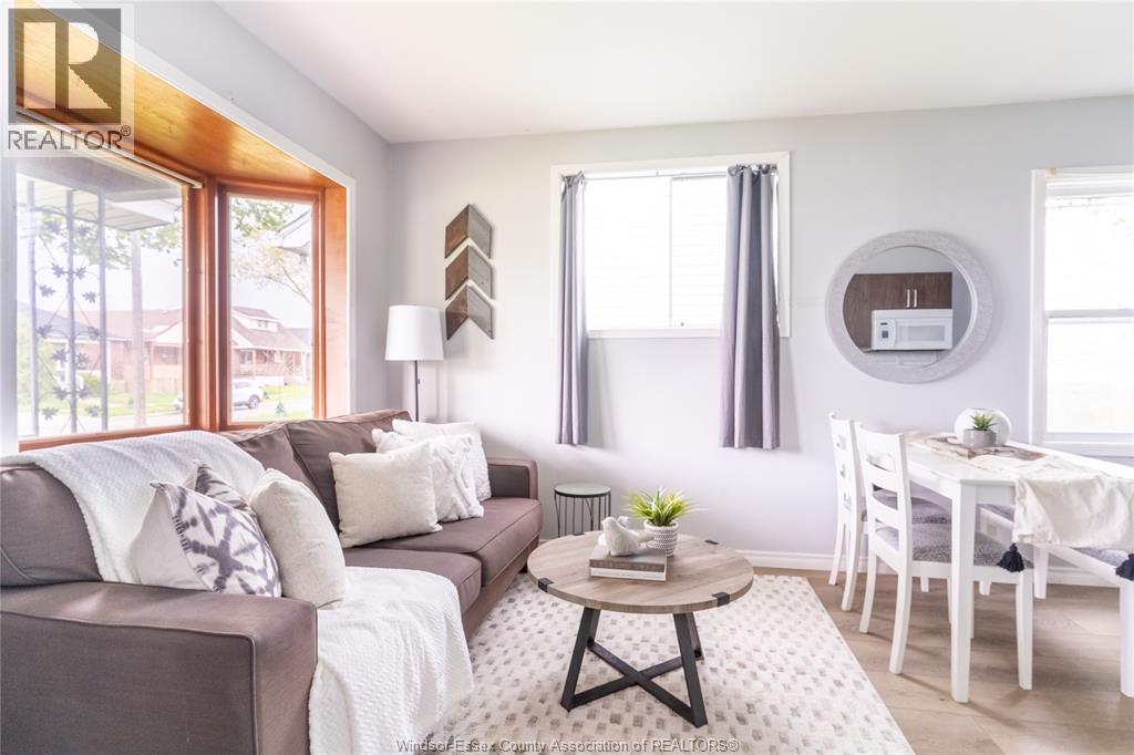 1015 OAK - 3
