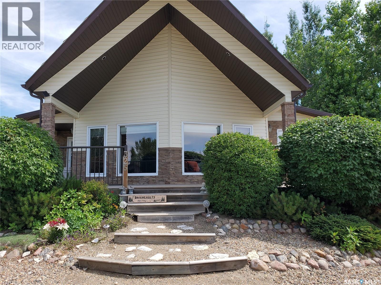325 Ruby DRIVE - 3