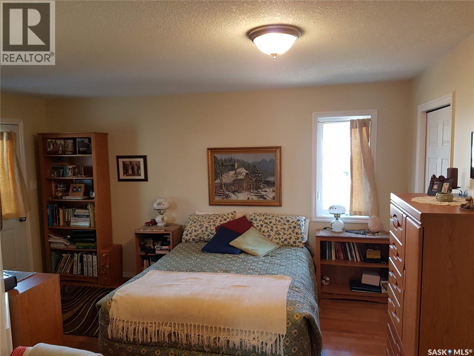 325 Ruby DRIVE - 32