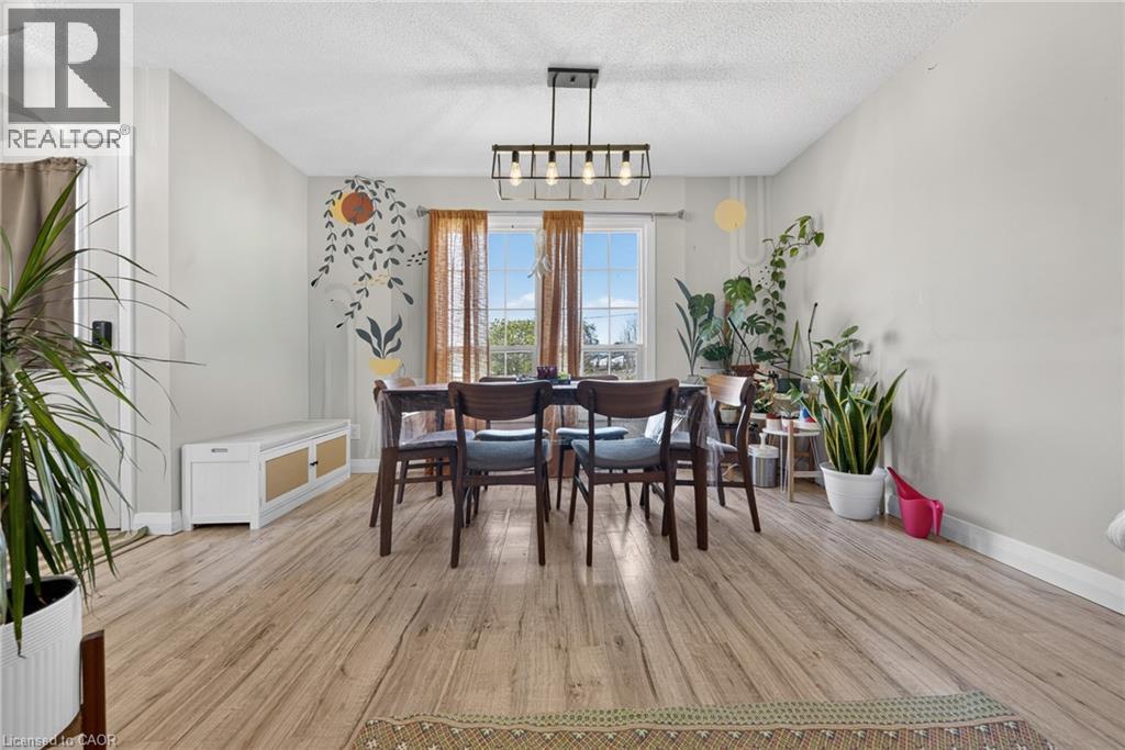 136 ROCKWOOD Avenue, St. Catharines, Ontario, L2P3R8 — Photo 10