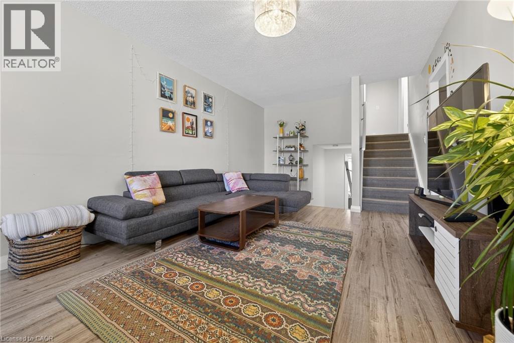 136 ROCKWOOD Avenue, St. Catharines, Ontario, L2P3R8 — Photo 21