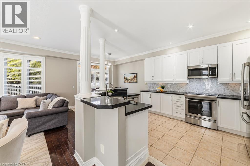 1576 BAYSHIRE Drive, Oakville, Ontario, L6H6L8 — Photo 12