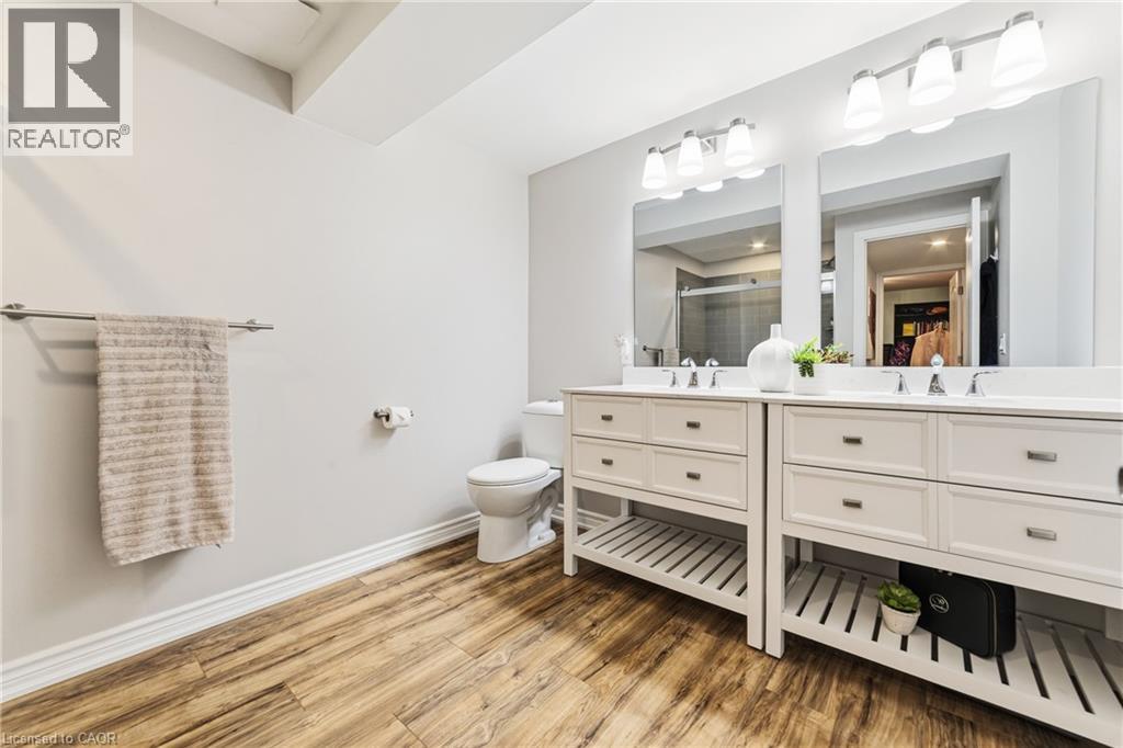 1576 BAYSHIRE Drive, Oakville, Ontario, L6H6L8 — Photo 35