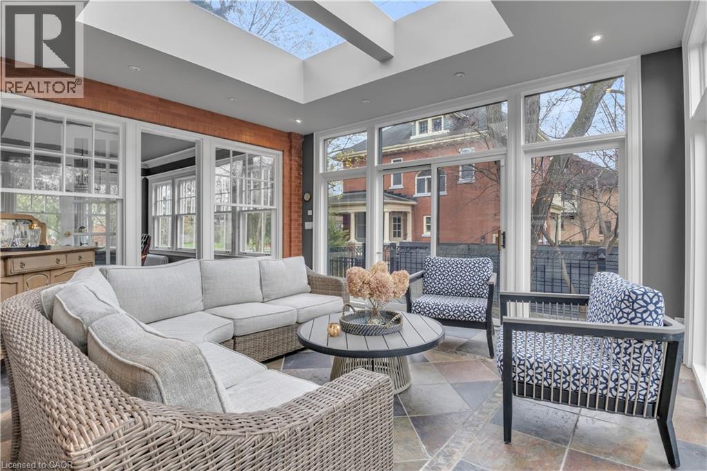 18 BRANT Road N, Cambridge, Ontario, N1S2W1 — Photo 10