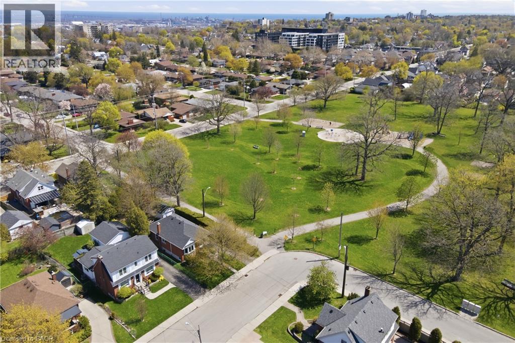 115 EMPRESS Avenue, Hamilton, Ontario, L9A1M5 — Photo 3