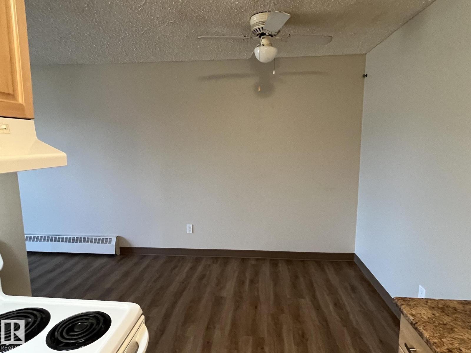 #205 51 BROWN ST - 11