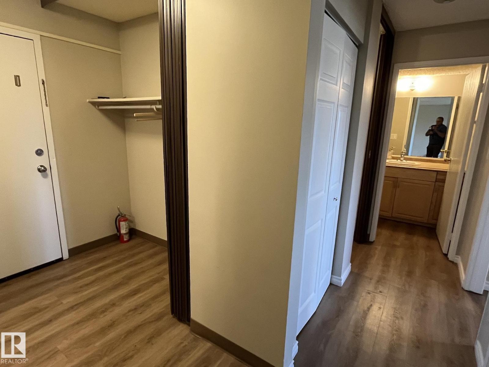 #205 51 BROWN ST - 17