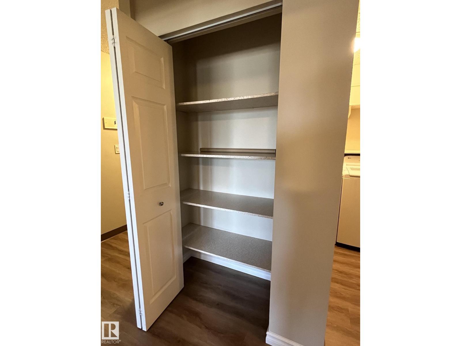 #205 51 BROWN ST - 19