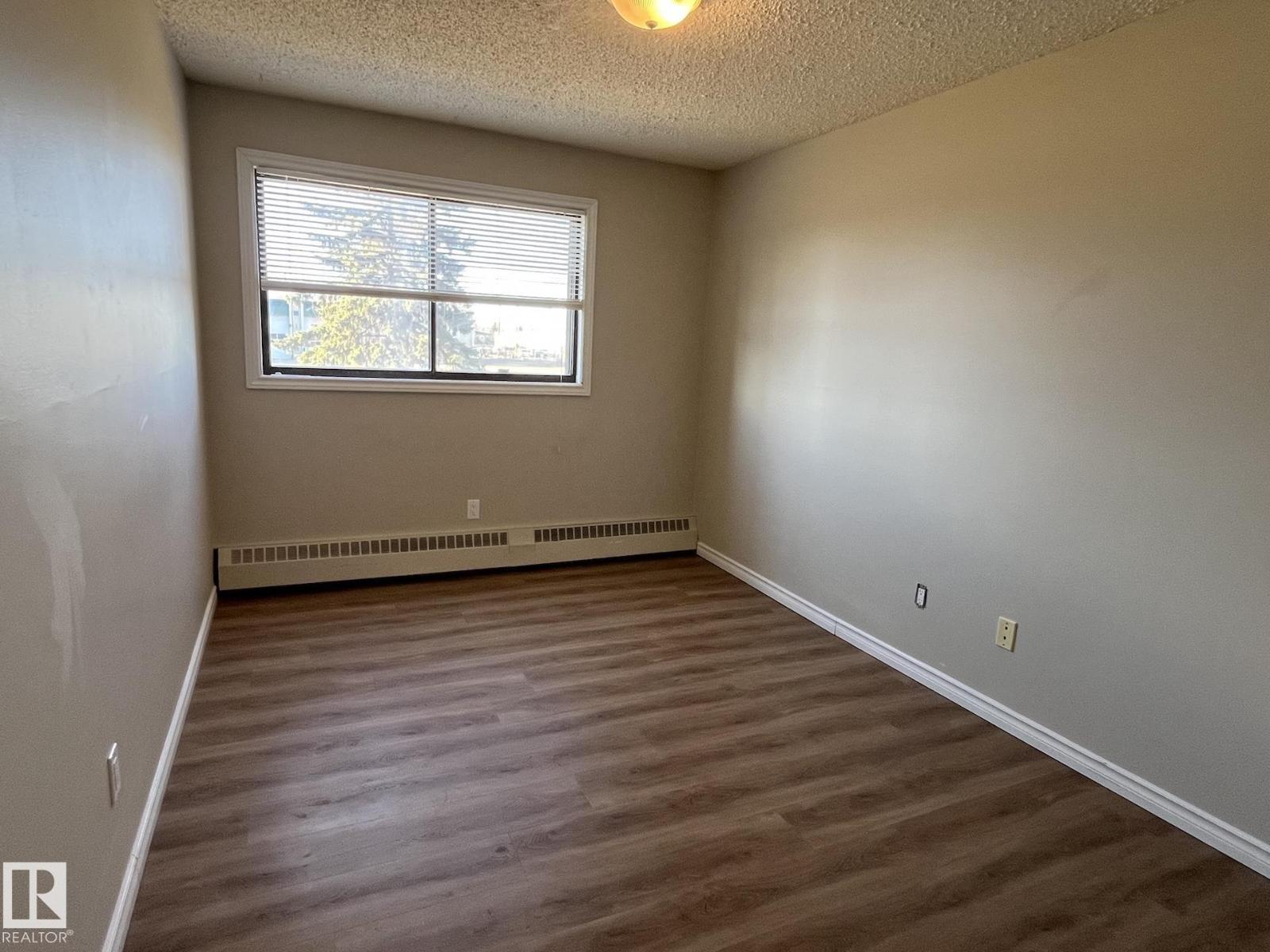 #205 51 BROWN ST - 20