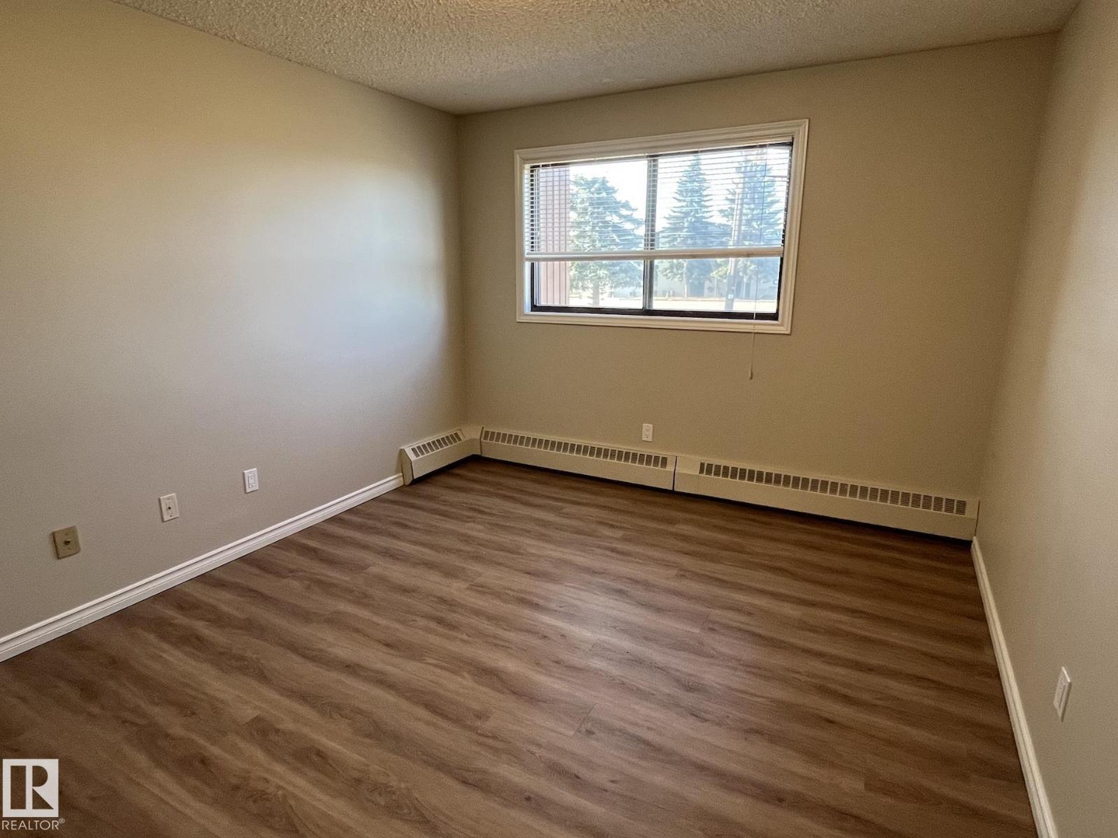 #205 51 BROWN ST - 31