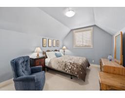 15556 Goggs Avenue, White Rock, BC V4B2N6 Photo 27