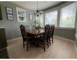 15556 Goggs Avenue, White Rock, BC V4B2N6 Photo 16