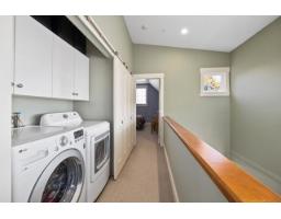 15556 Goggs Avenue, White Rock, BC V4B2N6 Photo 30