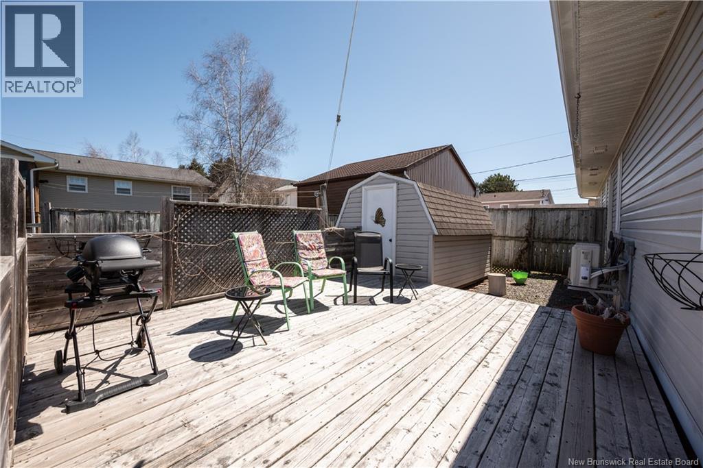 343 Beausejour Street - 32