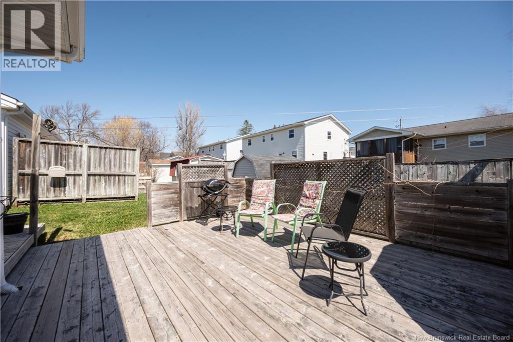 343 Beausejour Street - 34