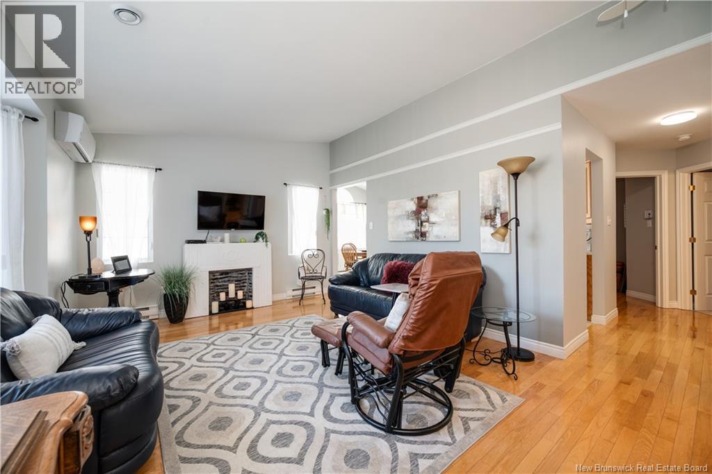 343 Beausejour Street - 4