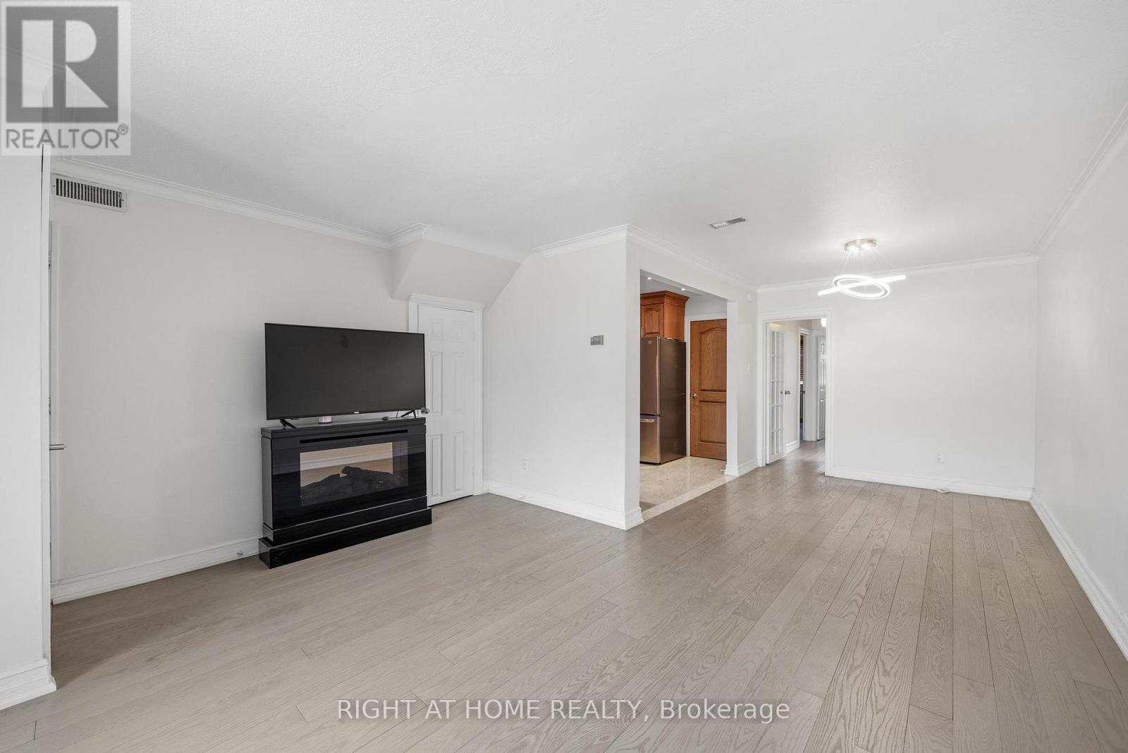 65 BRANSTONE ROAD - 7