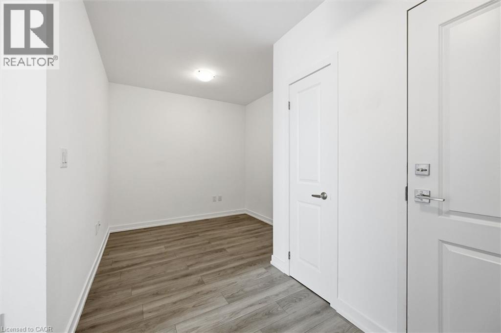 460 DUNDAS Street Unit# 1212, Waterdown, Ontario, L8B2A5 — Photo 8