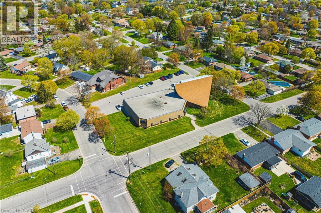 #111 34 NORMAN Street - 31