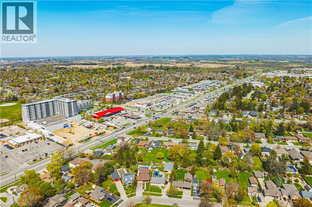 #111 34 NORMAN Street - 35