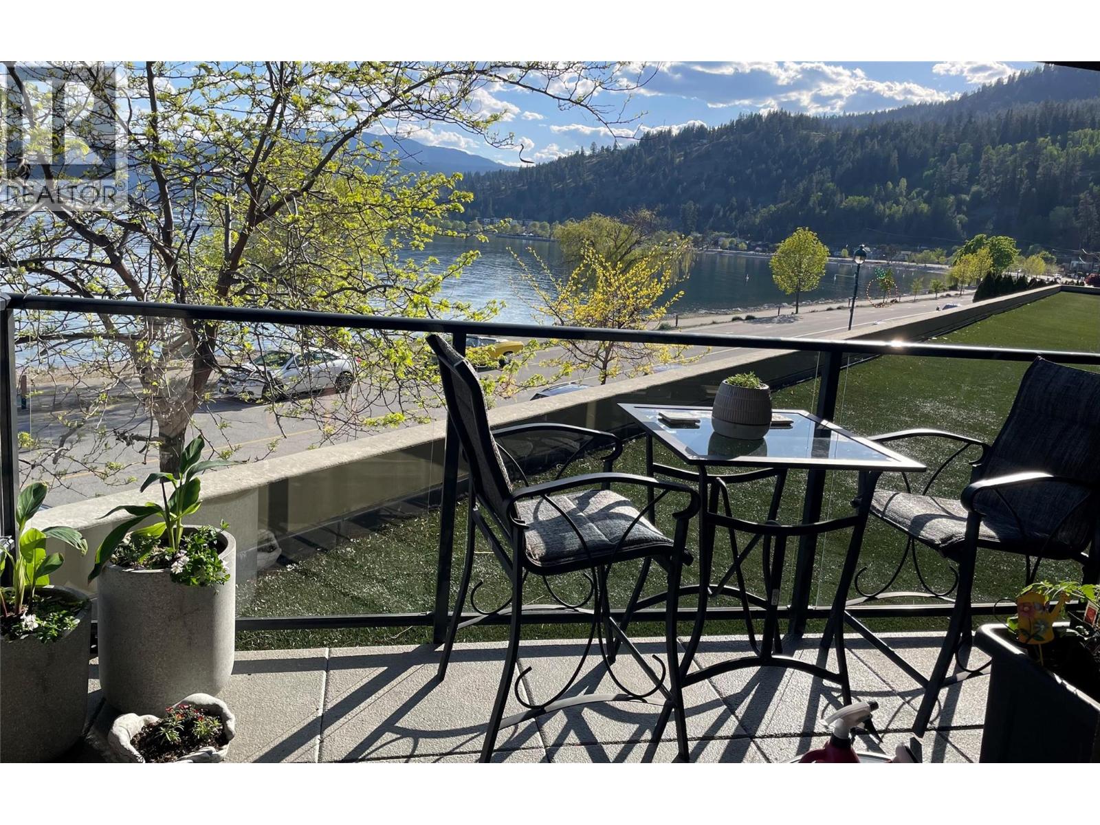 4200 Beach Avenue Unit# 201, Peachland