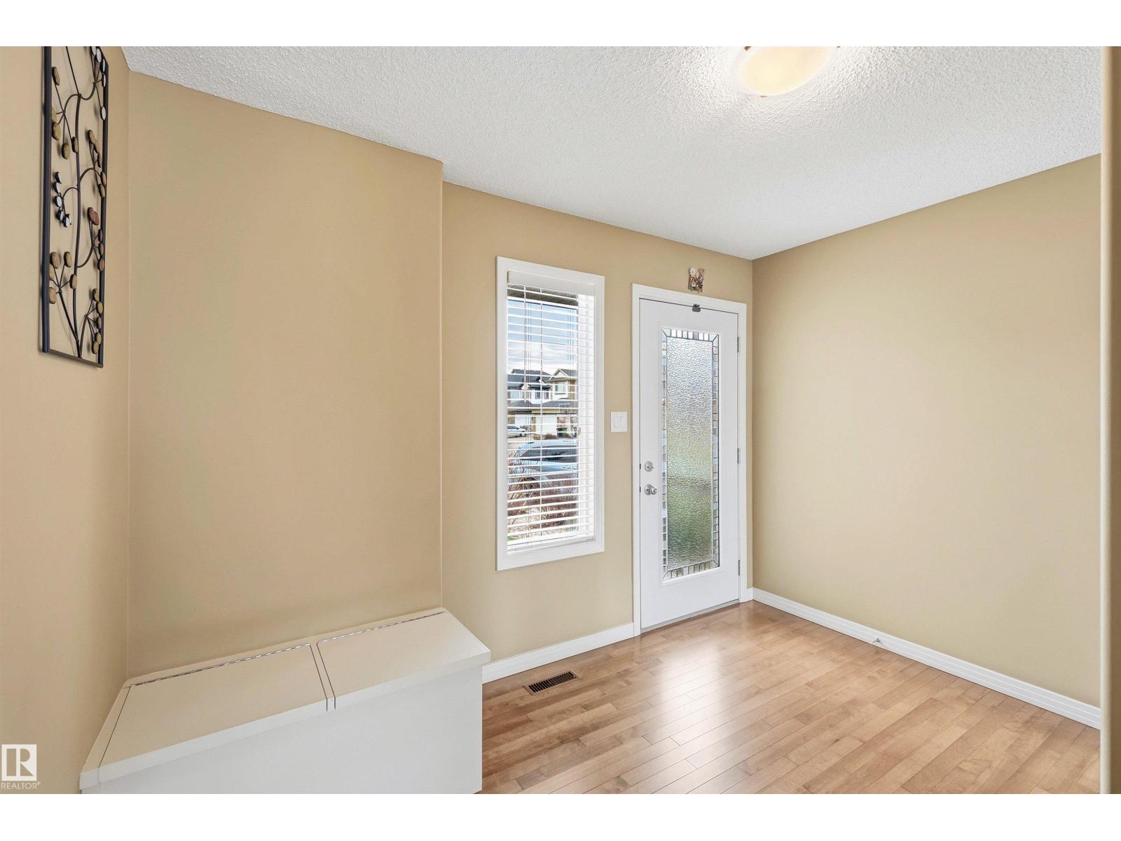 2340 HAGEN LI NW, Edmonton