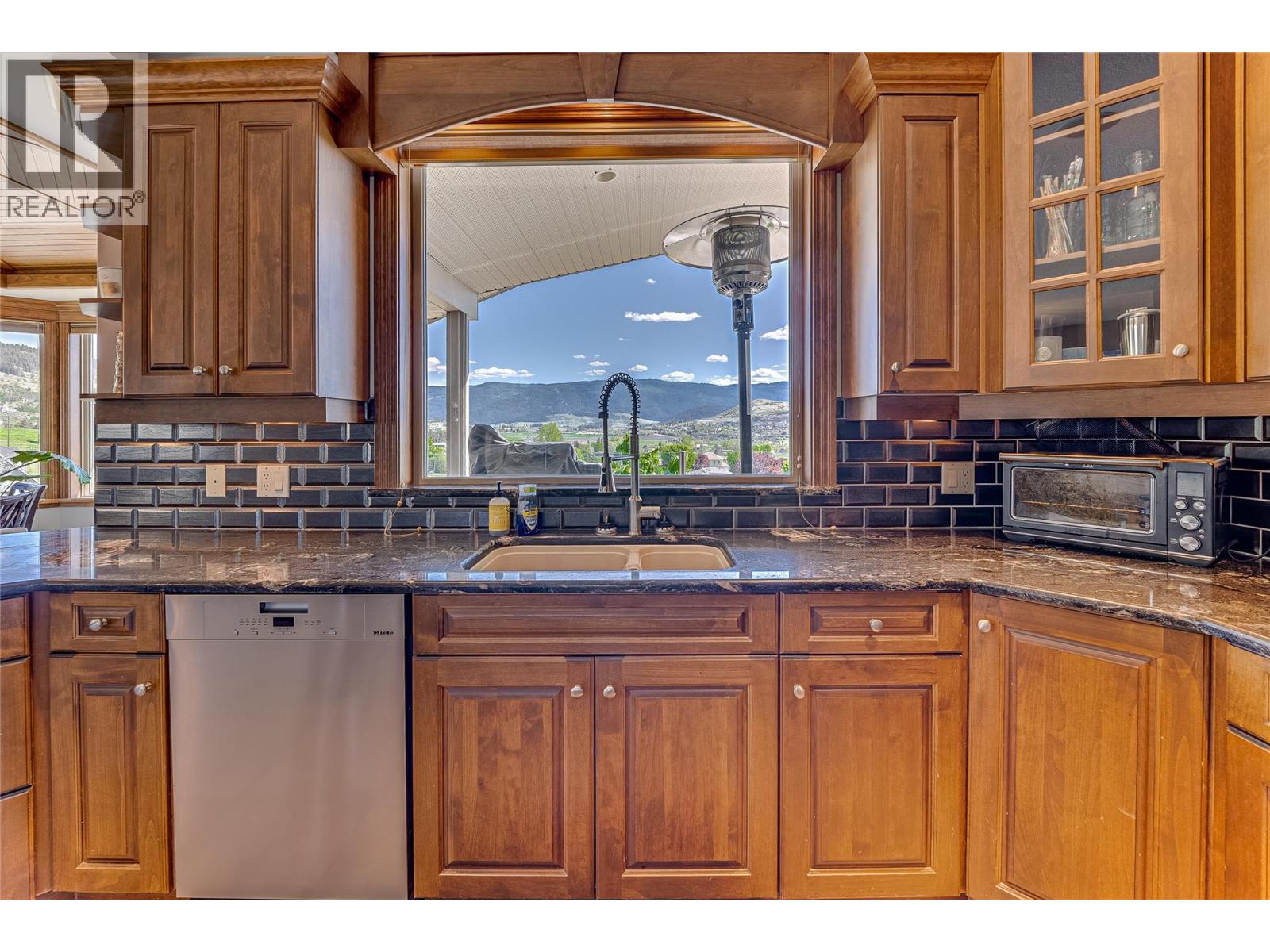 900 33 Avenue, Vernon