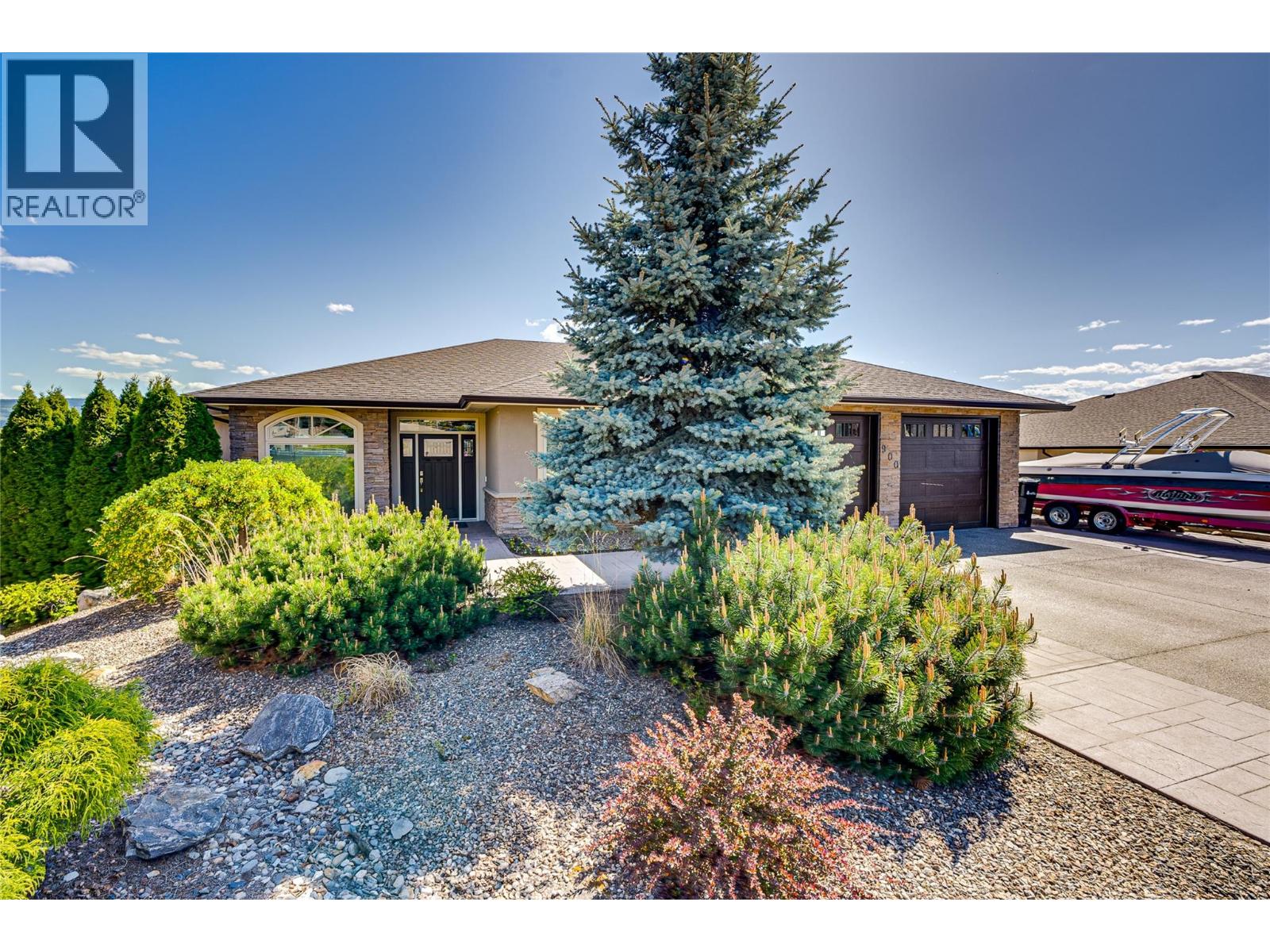 900 33 Avenue, Vernon