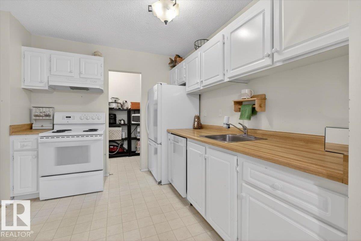 5780 172 ST NW - 13