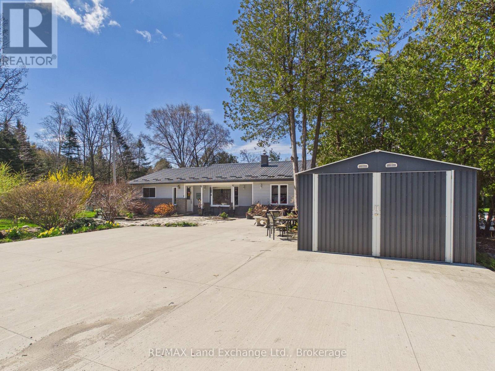 15 NORTH CEDAR LANE - 1