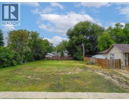 3512 43 Avenue, Red Deer, AB T4N3B4 Photo 9