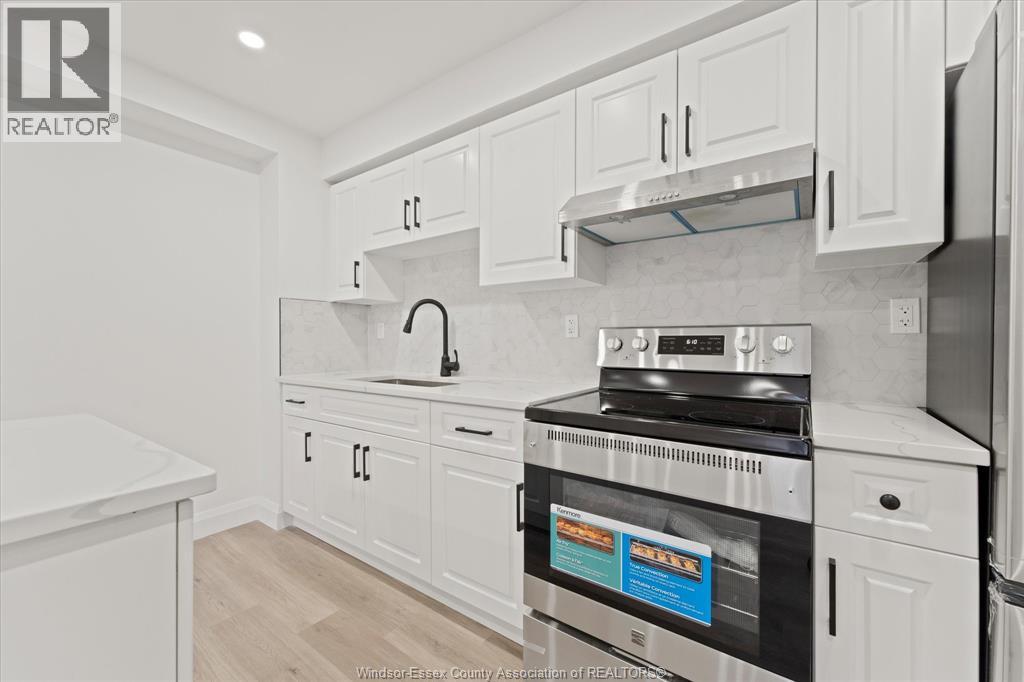 702 PIERRE Unit# 3, Windsor, Ontario, N9A2K5 — Photo 5