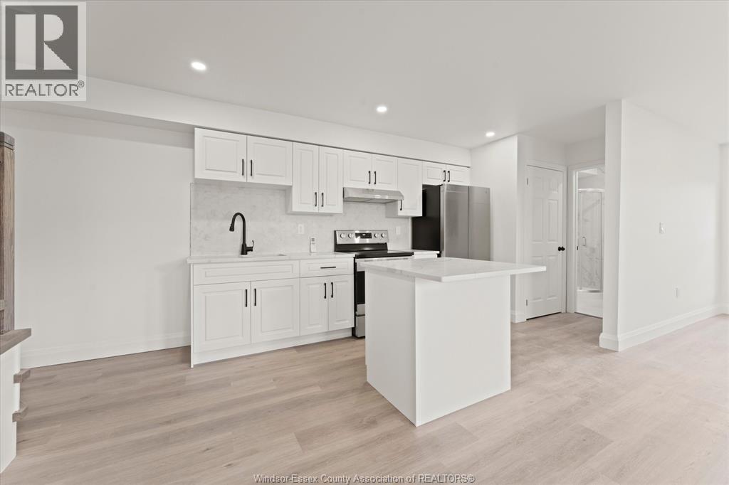 702 PIERRE Unit# 1, Windsor, Ontario, N9A2K5 — Photo 6